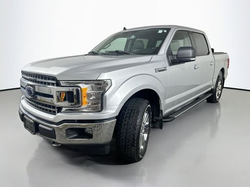 Used 2019 Ford F150 XLT w/ Equipment Group 302A Luxury AWD/4WD image 3