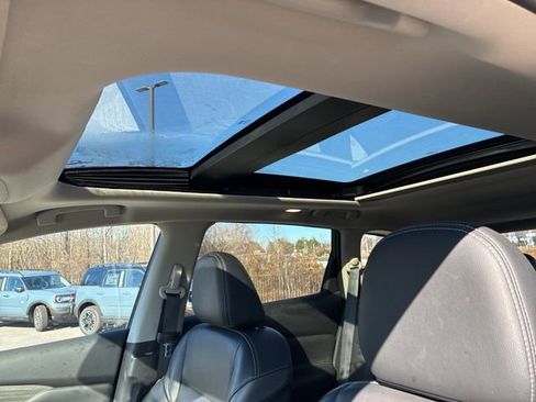 Used 2018 Nissan Murano SL w/ Moonroof Package image 14