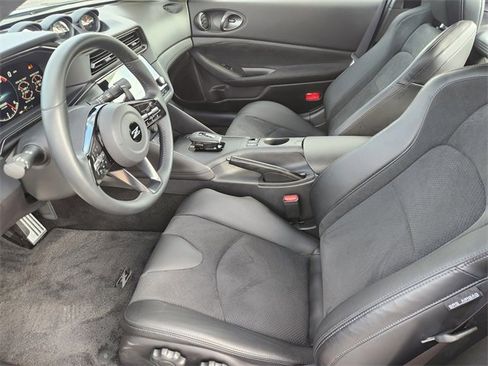 Used 2024 Nissan Z Performance w/ Floor Mat Package image 9
