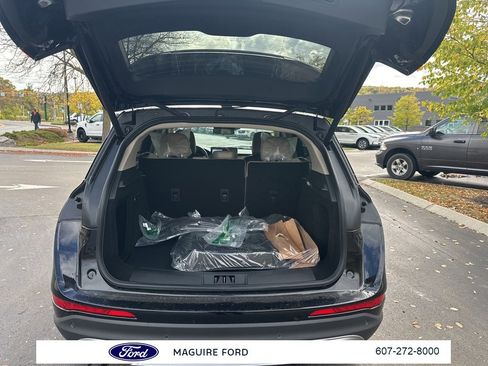 New 2025 Lincoln Corsair AWD image 11