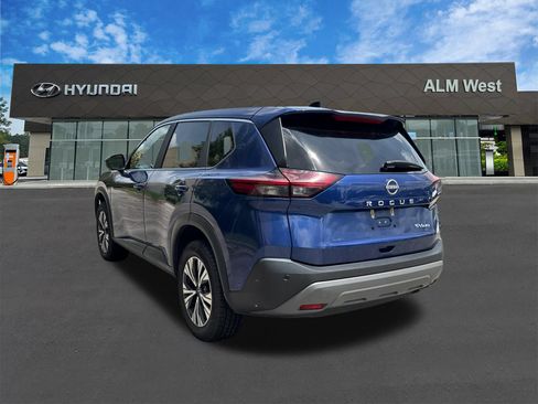 Used 2023 Nissan Rogue SV AWD/4WD image 7