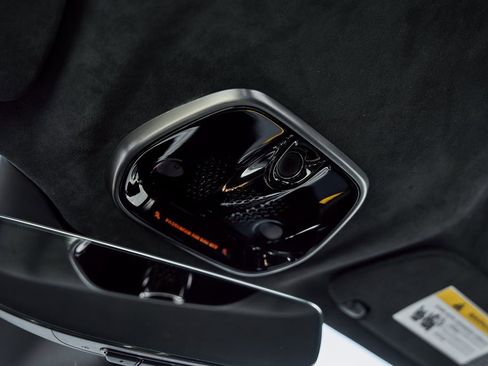 Used 2023 McLaren Artura image 67