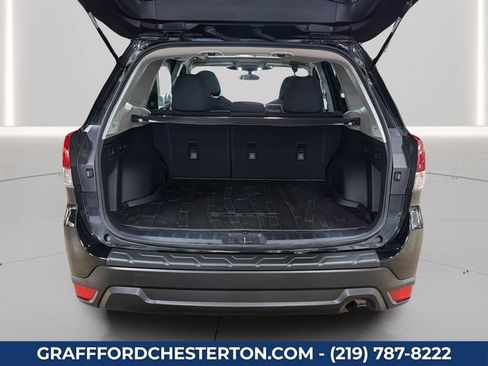 Used 2023 Subaru Forester Premium AWD/4WD image 16