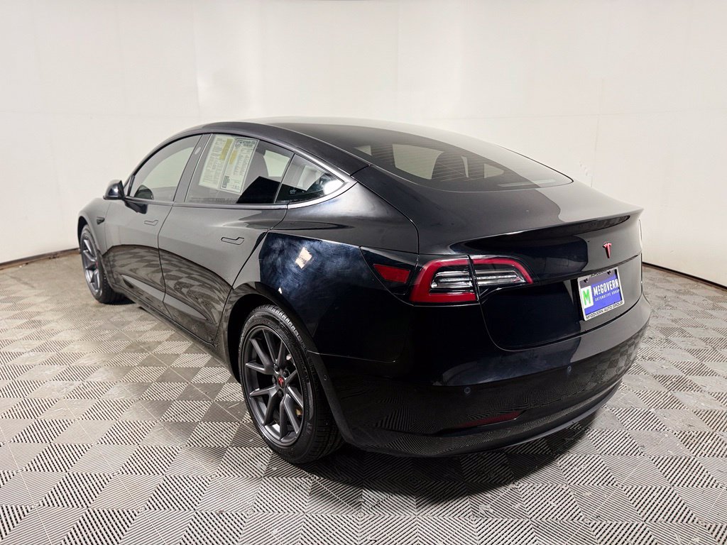 Used 2021 Tesla Model 3 Standard Range Plus RWD image 4
