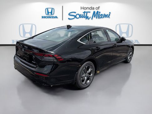 New 2026 Honda Accord EX-L image 7
