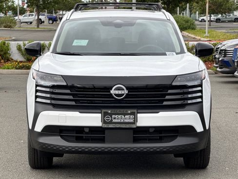 New 2026 Nissan Kicks SV w/ SV Premium Package image 6