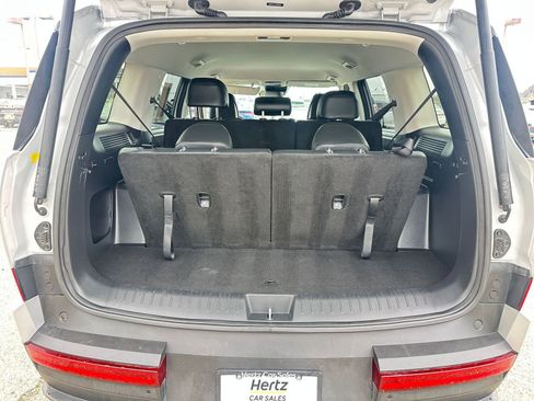 Used 2025 Hyundai Santa Fe SEL image 33