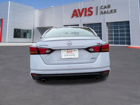 Used 2025 Nissan Altima 2.5 SR image 7
