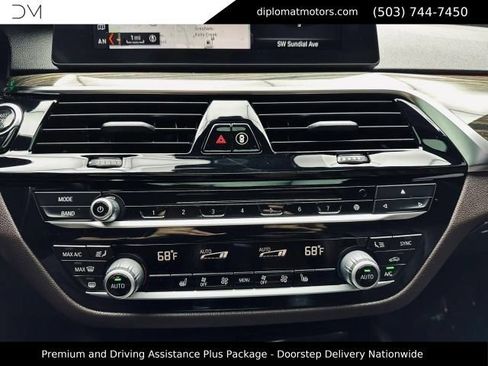 Used 2018 BMW 540i RWD image 38