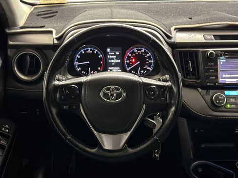 Used 2016 Toyota RAV4 XLE FWD image 23