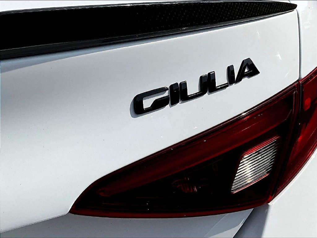 Used 2020 Alfa Romeo Giulia AWD w/ Cold Weather Package image 25
