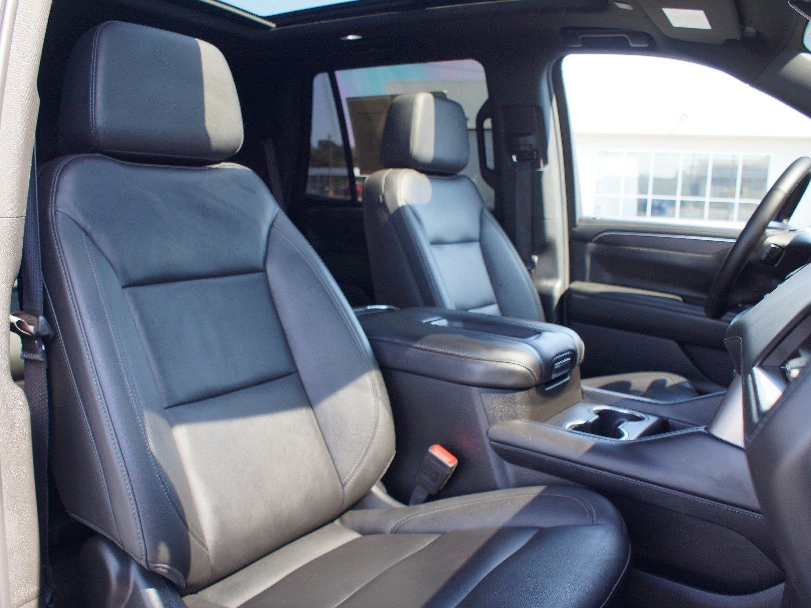 Used 2024 Chevrolet Tahoe LT w/ LT Signature Plus Package RWD image 24