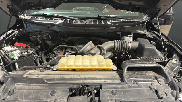 Used 2022 Ford F150 Lariat w/ Equipment Group 502A High AWD/4WD image 28