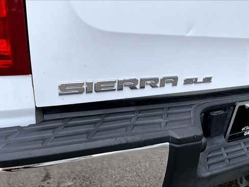 Used 2013 GMC Sierra 1500 SLE w/ SLE Preferred Package RWD image 11