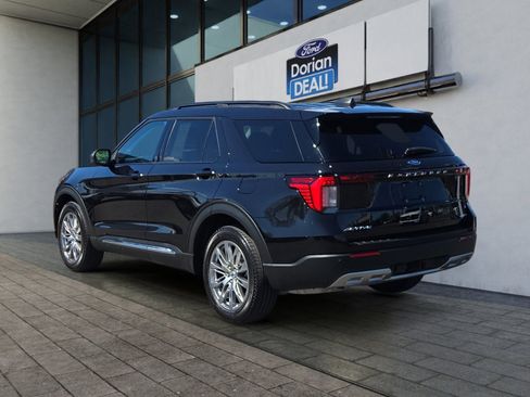 Used 2025 Ford Explorer Active w/ Active Comfort Package AWD/4WD image 5
