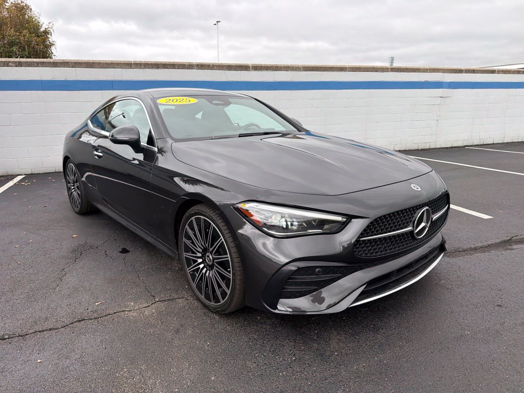 Used 2025 Mercedes-Benz CLE 300 4MATIC Coupe image 7