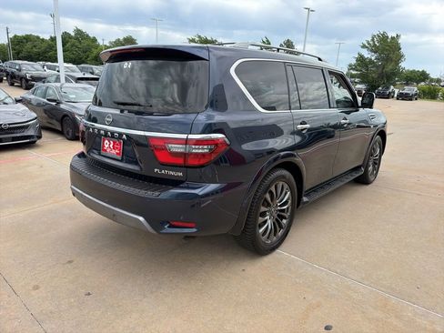 Used 2022 Nissan Armada Platinum w/ Captain's Chairs Package RWD image 5