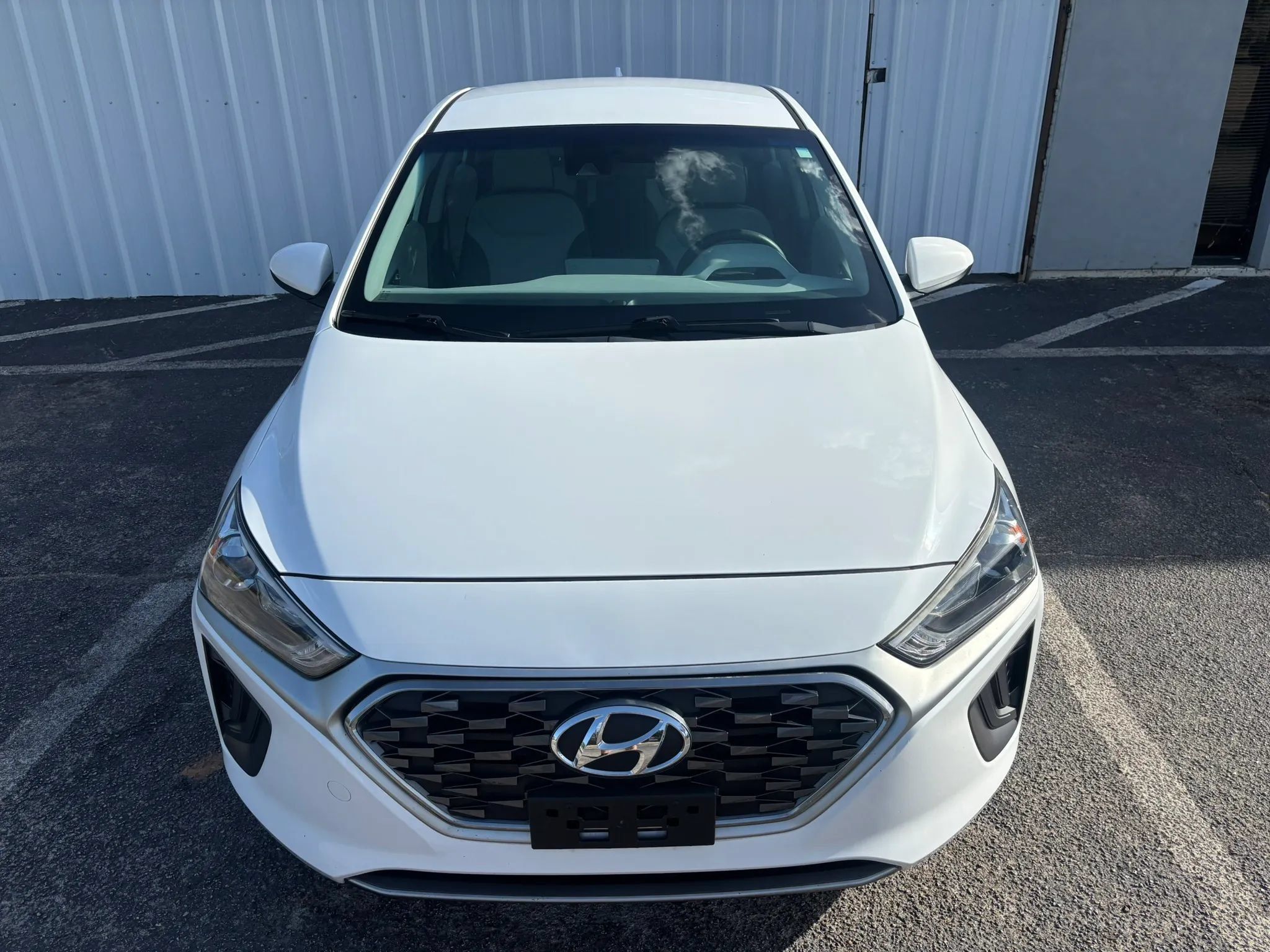 Used 2020 Hyundai Ioniq Blue FWD image 10