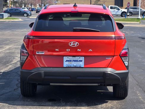 Used 2024 Hyundai Kona SEL w/ Convenience Package AWD/4WD image 13