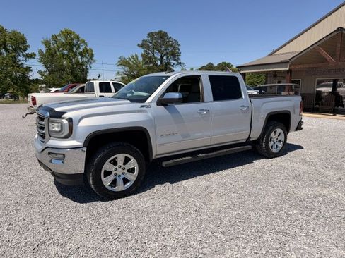 Used 2017 GMC Sierra 1500 SLT AWD/4WD image 1