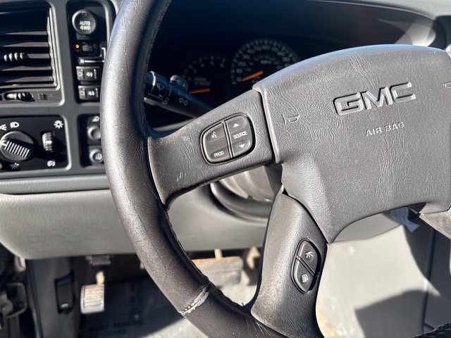 Used 2006 GMC Sierra 1500 SLT w/ Onstar Plus Package AWD/4WD image 18