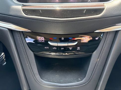 Used 2019 Cadillac XT5 Luxury AWD/4WD image 21