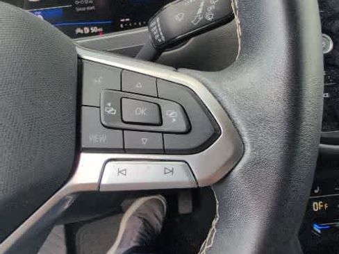 Certified 2023 Volkswagen Tiguan SE AWD/4WD image 18