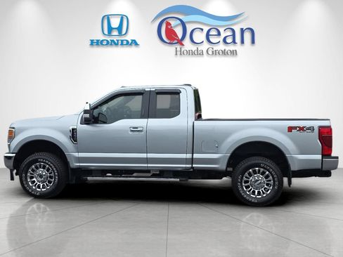 Used 2022 Ford F350 XLT w/ XLT Premium Package AWD/4WD image 6