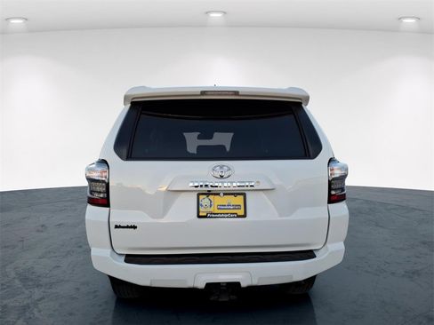 Used 2021 Toyota 4Runner SR5 image 8