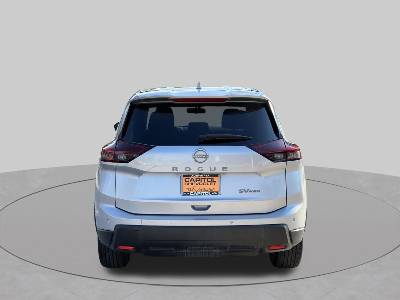 Used 2024 Nissan Rogue SV AWD/4WD image 4