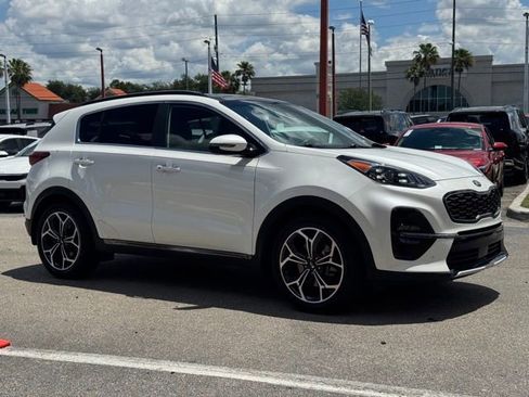 Certified 2022 Kia Sportage SX FWD image 8