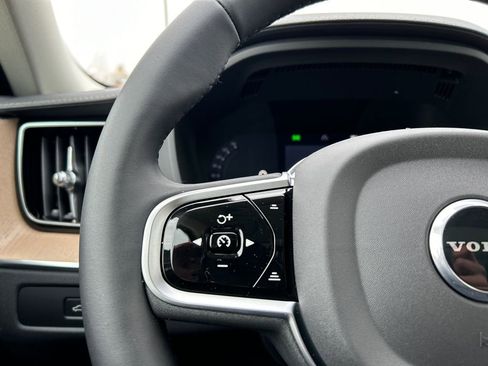 New 2026 Volvo XC60 T8 Ultra w/ Protection Package Premier AWD/4WD image 13