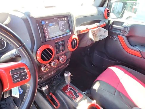 Used 2016 Jeep Wrangler Unlimited Sport w/ Quick Order Package 24S AWD/4WD image 10