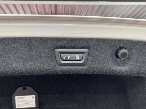 Used 2018 BMW 540i xDrive AWD/4WD image 18