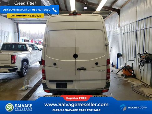 Used 2018 Mercedes-Benz Sprinter 2500 image 8