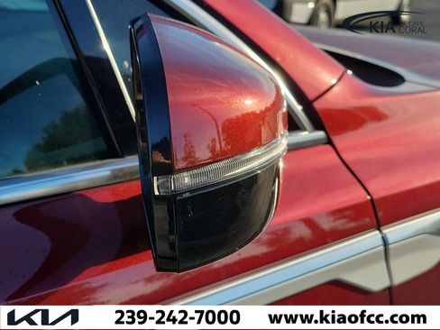 Certified 2025 Kia Sorento S w/ Panoramic Sunroof Package FWD image 7