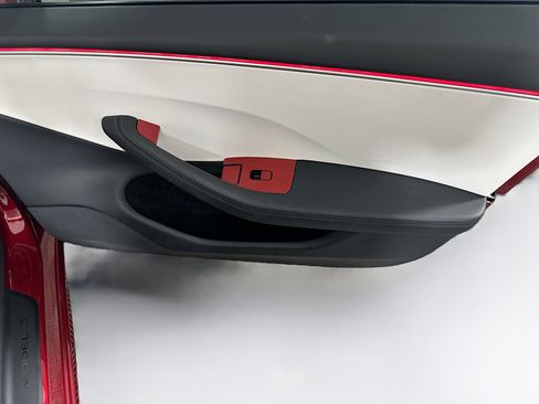 Used 2024 Tesla Model 3 RWD *Ltd Avail* image 32