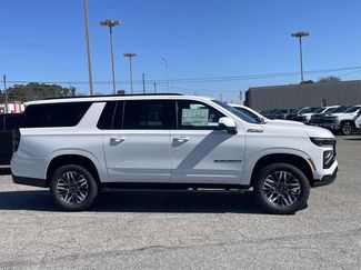 New 2026 Chevrolet Suburban Z71 w/ Comfort Package video 2