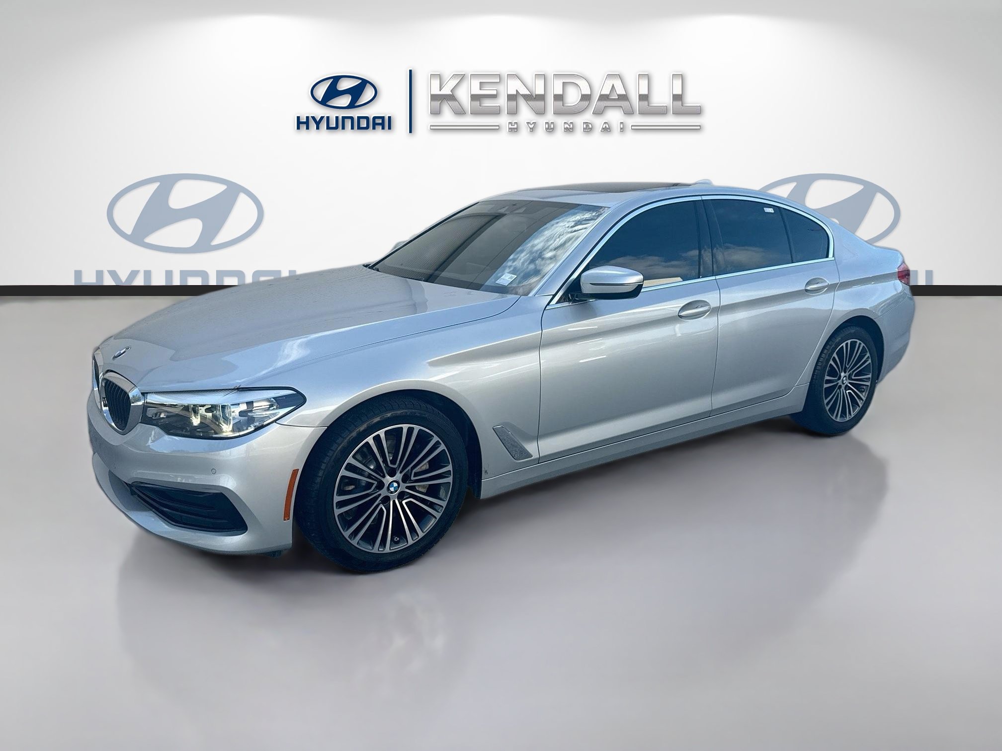 Used 2020 BMW 530i RWD image 3