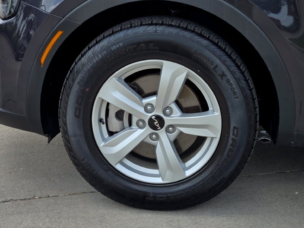 New 2026 Kia Sorento LX FWD image 8