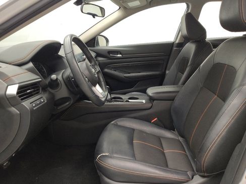 Used 2020 Nissan Altima 2.5 SR w/ Premium Package FWD image 17