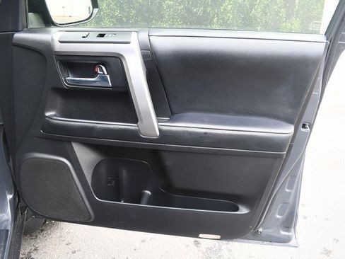 Certified 2024 Toyota 4Runner SR5 AWD/4WD image 23