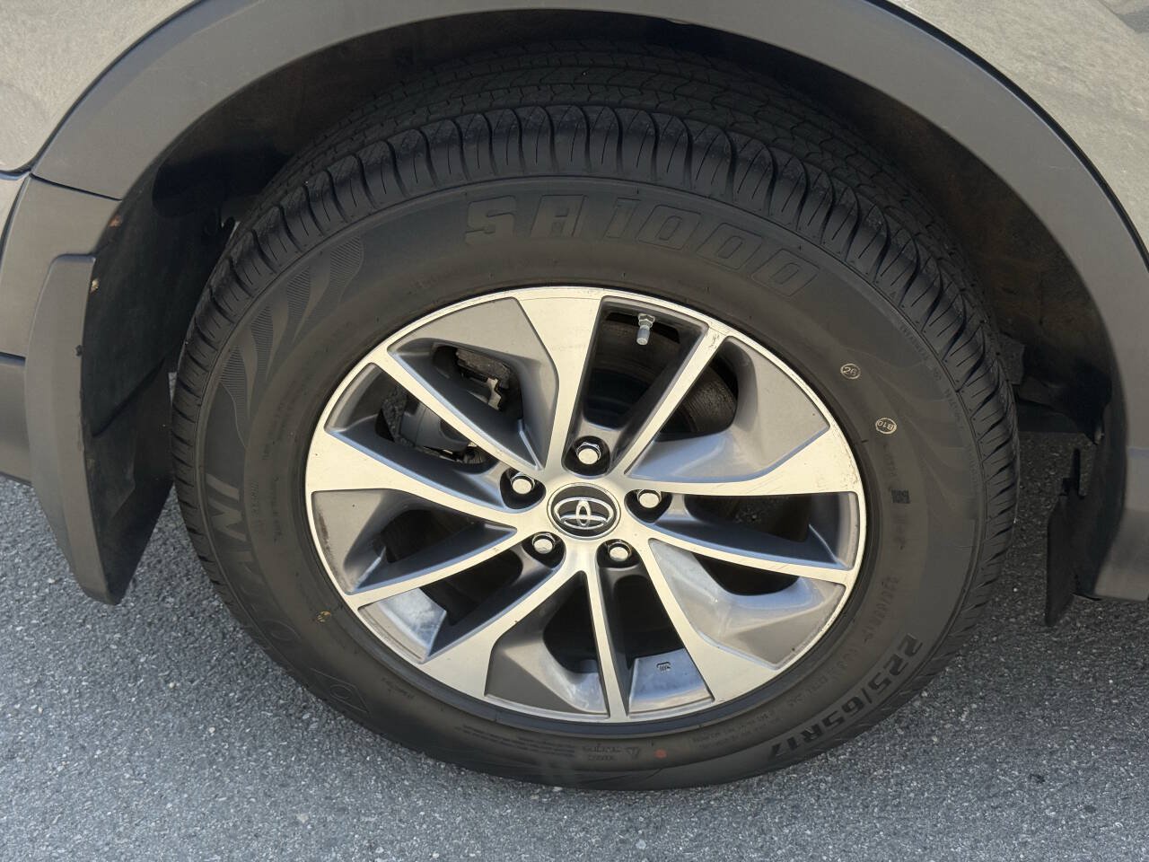 Used 2016 Toyota RAV4 XLE AWD/4WD image 36