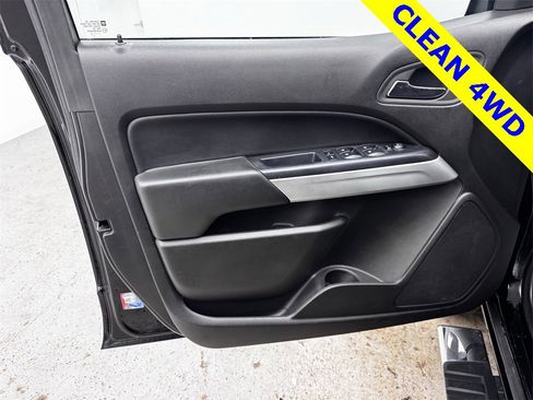 Used 2015 Chevrolet Colorado LT image 9