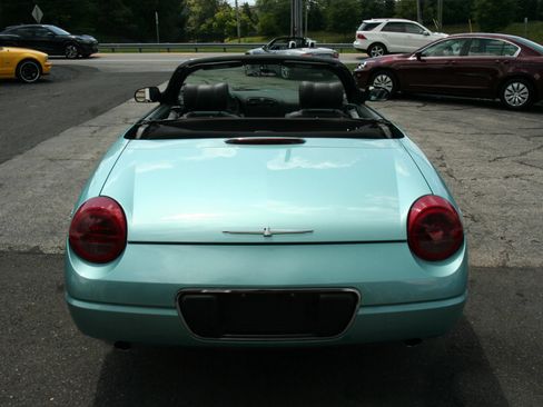 Used 2002 Ford Thunderbird RWD image 28