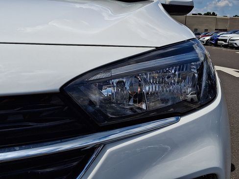 Used 2023 Buick Encore GX Preferred FWD image 9