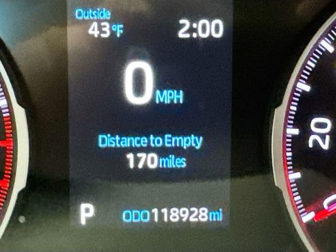 Used 2019 Toyota RAV4 XLE Premium image 14