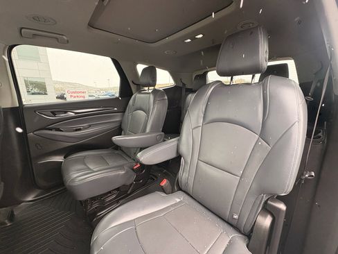 Used 2018 Buick Enclave Premium w/ Experience Buick Package AWD/4WD image 15