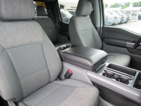 Used 2022 Ford F150 XLT w/ Equipment Group 302A High AWD/4WD image 9
