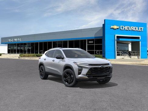 New 2026 Chevrolet Trax ACTIV w/ Sunroof Package FWD image 1